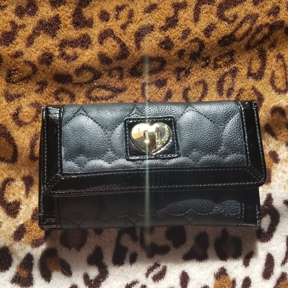 Leather wallet
